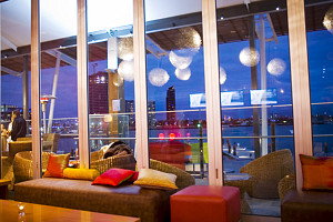 Beachclub - Pubs Perth 0