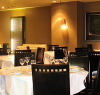 Mango Cafe Bar Restaurant - Pubs Perth