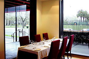 Red Terrace - Pubs Perth 0