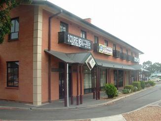 Rose & Crown Hotel - Pubs Perth 0