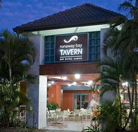 Runaway Bay Tavern - Pubs Perth