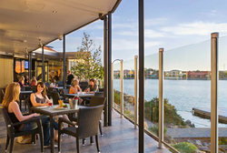 West Lakes SA Pubs Perth