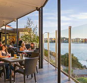 Lakes Resort Hotel - Pubs Perth