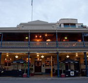 PJ O'Brien's Irish Pub - Pubs Perth
