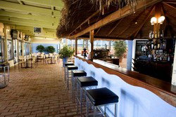 Kirra Beach Hotel - Pubs Perth 2