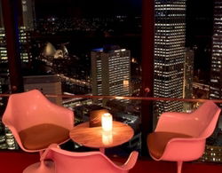 Summit - Orbit Lounge Bar - Pubs Perth 2