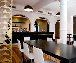 The Sussex Hotel - Pubs Perth 3