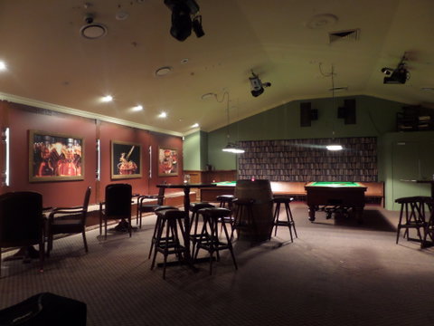 Castle Hill Tavern - Pubs Perth 5
