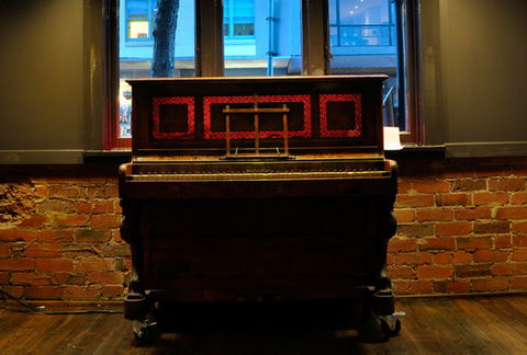 Barking Dog Wine Bar & Cafe - Pubs Perth 2