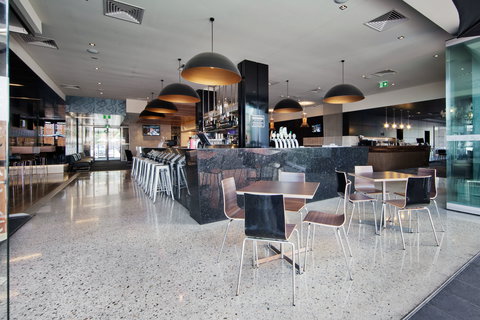 The Cremorne Hotel - Pubs Perth 9
