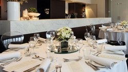 Stirling Hotel - Pubs Perth 1