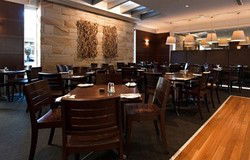 Stirling Hotel - Pubs Perth 2