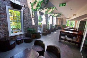 Madison Hotel Central - Pubs Perth 2