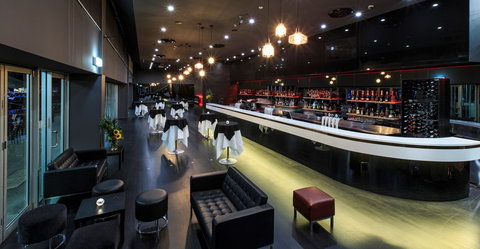 Watermark Docklands - Pubs Perth 3