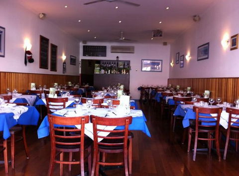 Pelagos Greek Tavern - Pubs Perth 1