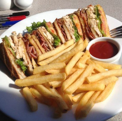 George's On Queen - Pubs Perth 1