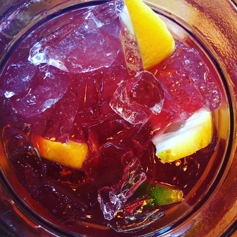 Two Buoys - Pubs Perth 11