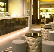 The Breakwater - Pubs Perth