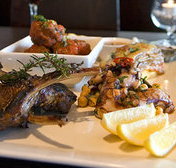 The Lounge Hotel - Pubs Perth
