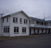 Spring Bay Hotel - Pubs Perth
