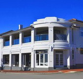 Cottesloe Beach Hotel - Pubs Perth