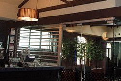 White Charlie - Restaurant, Bar & Lounge - Pubs Perth 1