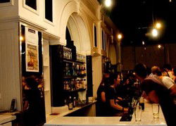 The Causeway Bar - Pubs Perth 1