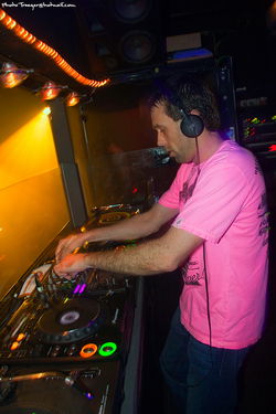 Flyrite - Pubs Perth 2