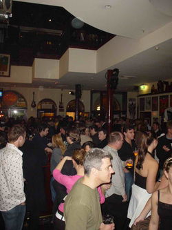 Carnegies Bar & Restaurant - Pubs Perth 2