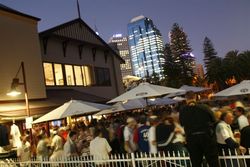 The Lucky Shag Waterfront Bar - Pubs Perth 2