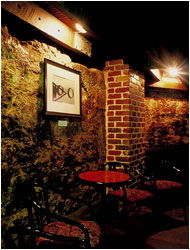 Oxford Hotel - Pubs Perth 3