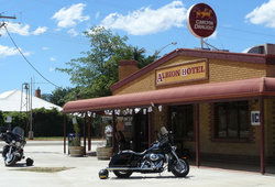 Albion Hotel Swifts Creek - Pubs Perth 3
