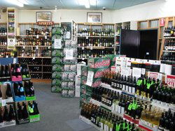 Mayfair Tavern & Bottleshop - Pubs Perth 3