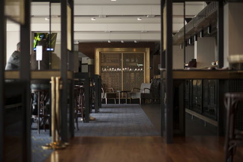 The Royal On The Waterfront - Pubs Perth 1