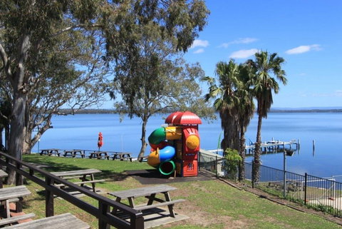 The Beachcomber Hotel - Pubs Perth 2