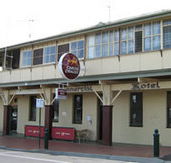 Commercial Hotel Alexandra - Pubs Perth