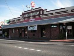Rich Avon East VIC Pubs Perth