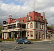 The Grand Hotel Healesville - Pubs Perth