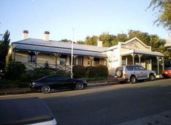 Earl Of Spencer Historic Inn - Pubs Perth 0