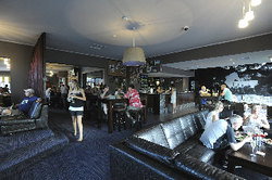 Royal Derby Hotel - Pubs Perth 1
