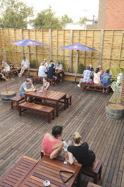 Royal Derby Hotel - Pubs Perth 3