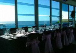 Ocean Beach Hotel - Pubs Perth 3
