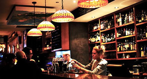 Clarences - Pubs Perth 3