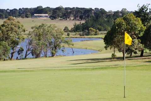 Devilbend Golf Club - Pubs Perth 2