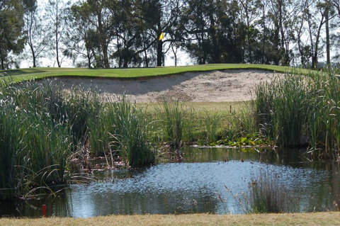 Devilbend Golf Club - Pubs Perth 3