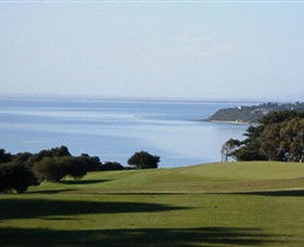 Mornington Golf Club - Pubs Perth 3