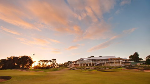 Glenelg Golf Club - Pubs Perth 2