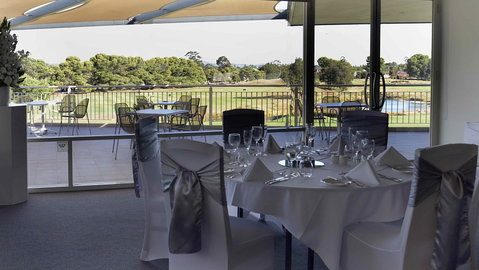 Glenelg Golf Club - Pubs Perth 5