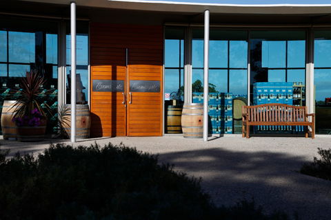 Evans & Tate - Pubs Perth 4