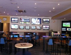 Tacking Point Tavern - Pubs Perth 0
